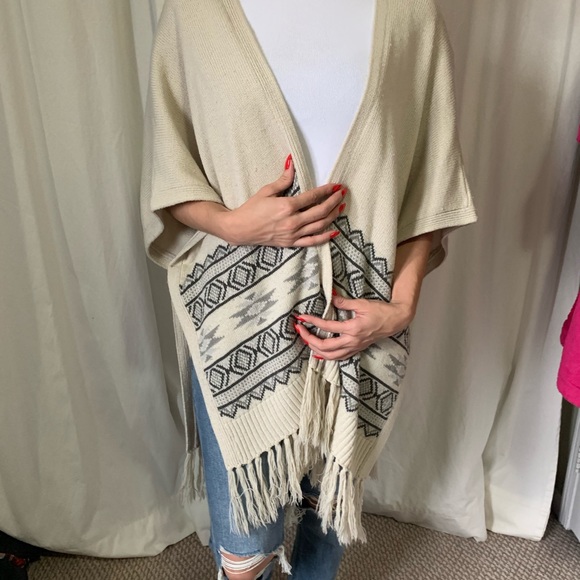 BOHO CARDIGAN - Picture 1 of 3